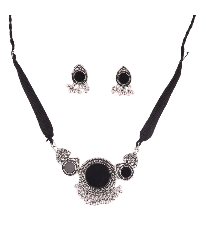 Oxidised Black Round Pendant Necklace Set