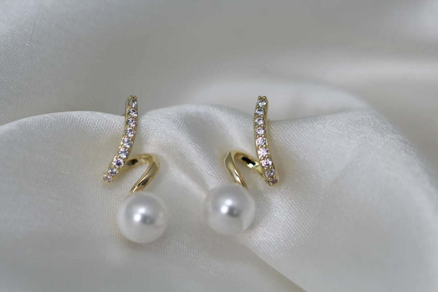 Twirl It Pearl Drop Earrings - Amulya Gems