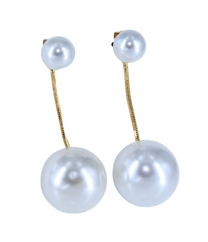 Lustrous Pearl Drop Earrings – A Symphony of Elegance