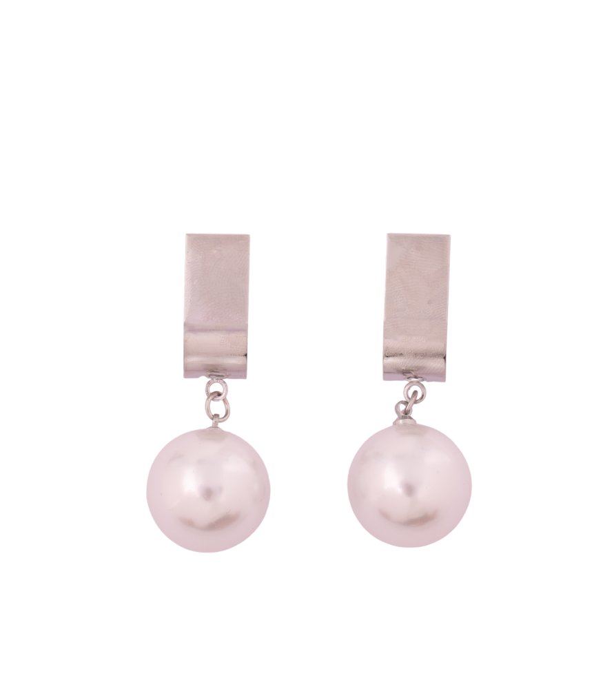 Timeless Pearl Drop Earrings