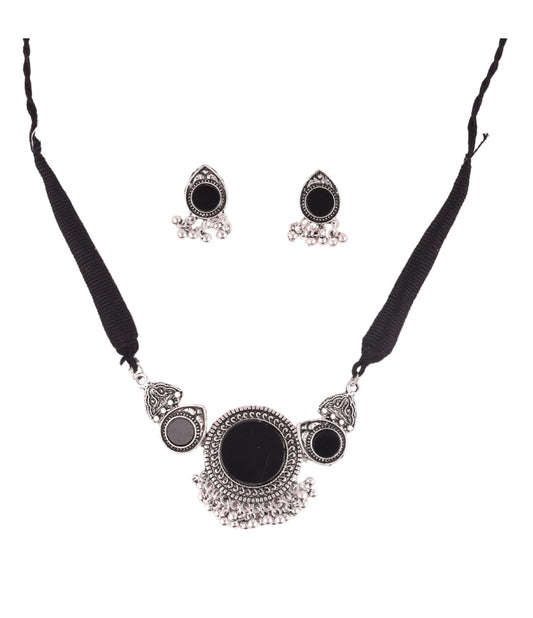 Oxidised Black Round Pendant Necklace Set