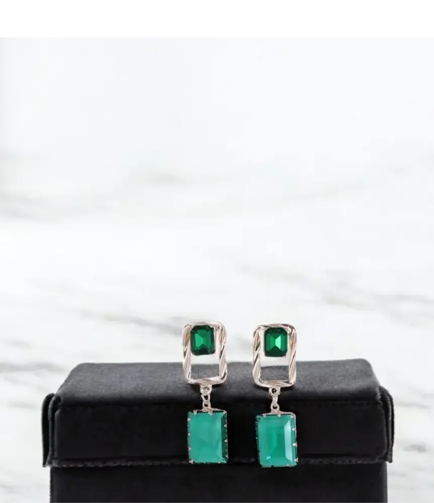 Royal Green Elegance