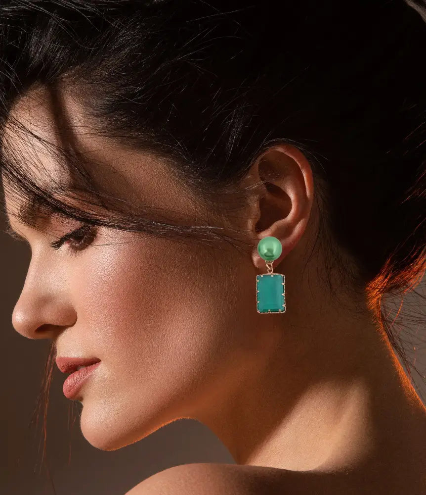 Elegant Emerald Green Drop Earrings