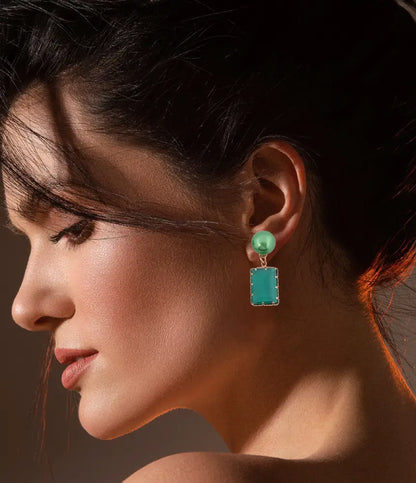 Elegant Emerald Green Drop Earrings