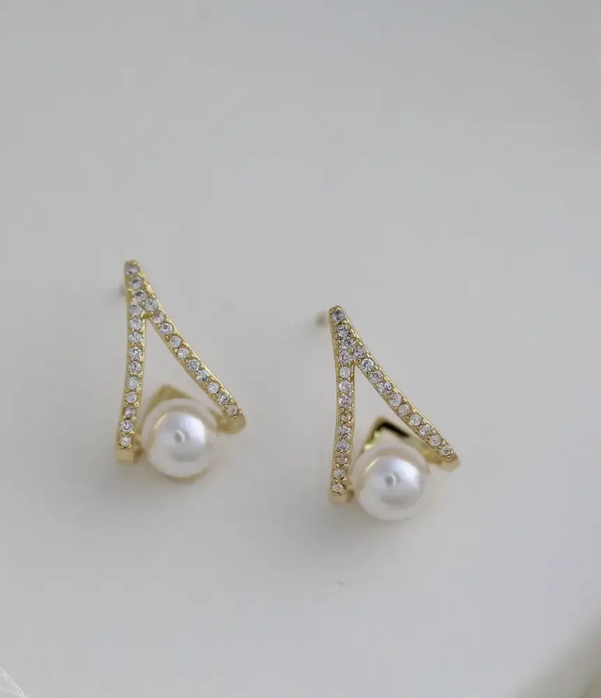 Ellen Pearl Drop Stud Earrings