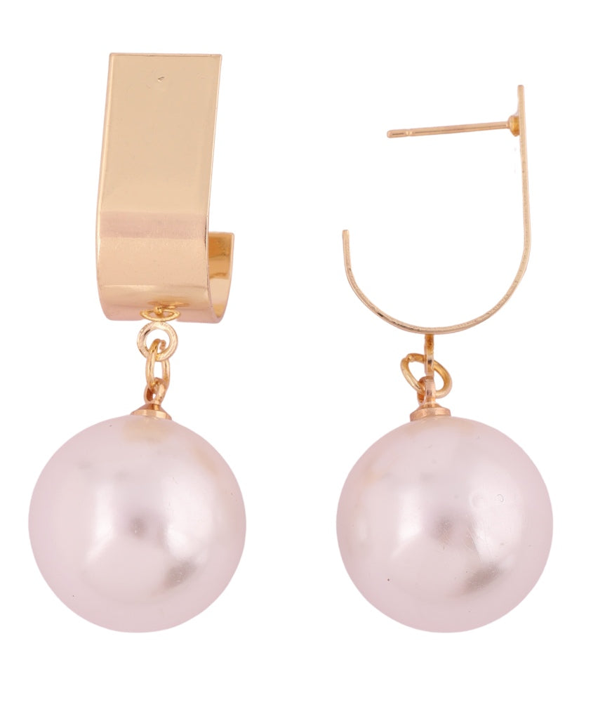 Luxe Gold Pearl Drop Earrings